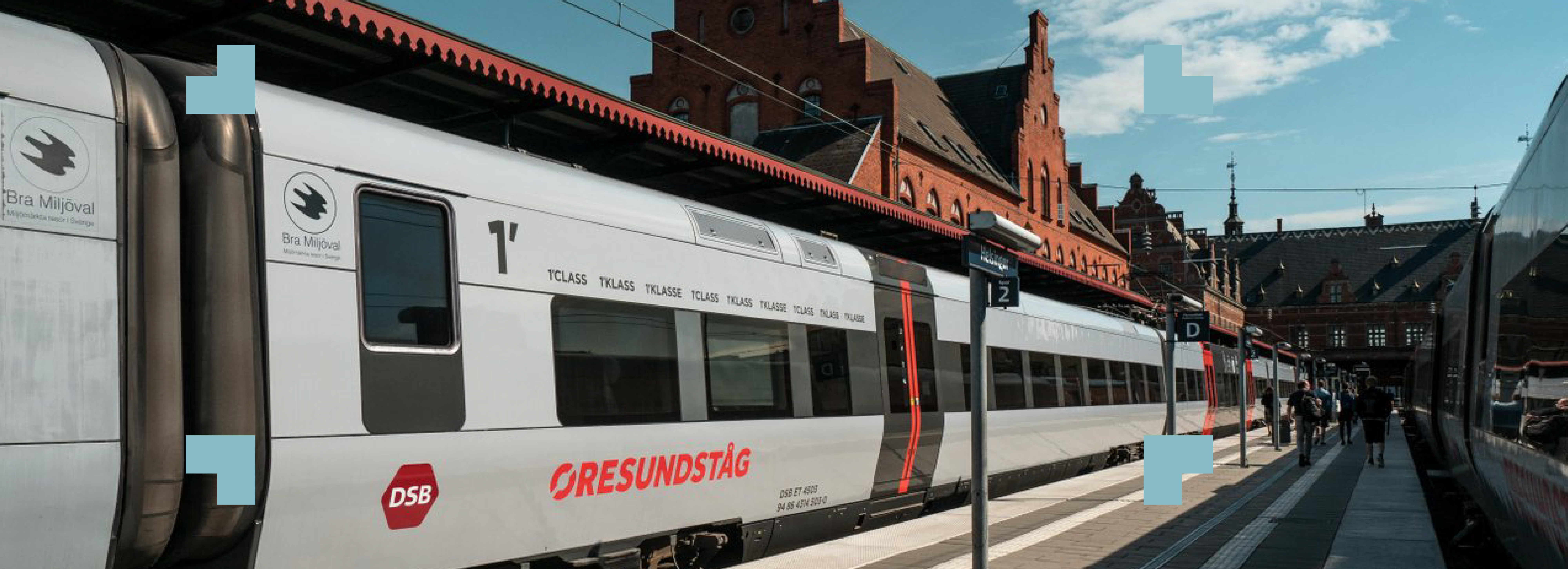 Øresundstog holder ved stationen